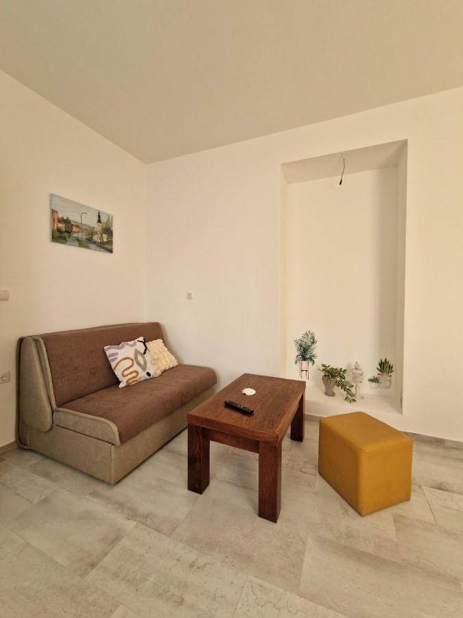 Apartmani Studio Apartmani Senjska Maslina Senj  Exterior foto